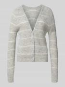 Gebreid jack met knoopsluiting, model 'GERTIJA'