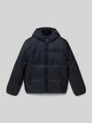 Gewatteerd jack met capuchon en logoprint