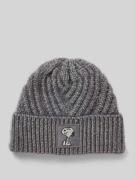 Beanie met labeldetail