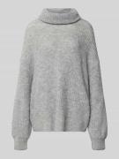 Coltrui met extra brede schouders, model 'Jarine'