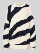 Gebreide pullover met ronde hals, model 'HEIDI'