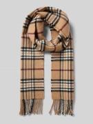 Sjaal met franjes, model 'Fraasberry'