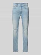 Slim fit jeans in used-look met labeldetail