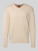 Gebreide pullover met V-hals