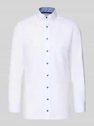 Modern fit zakelijk overhemd met borstzak, model 'Global'