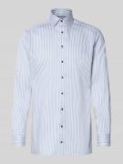 Regular fit zakelijk overhemd van puur katoen met kentkraag