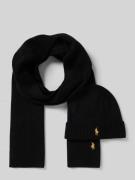 Sjaal en muts van wol in een set met cadeaubox