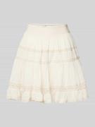 Minirok met gehaakt kant, model 'Callia'