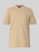 Regular fit poloshirt met stitching