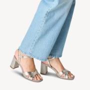 Tamaris Sandalen met hak goud Textiel