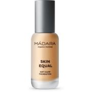 Mádara Skin Equal Foundation #50 Golden Sand