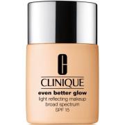 Clinique Even Better Even Better Glow Light Reflecting Makeup SPF