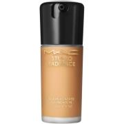 MAC Cosmetics Studio Radiance Serum-Powered Foundation Nc45