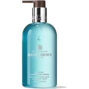 Molton Brown Coastal Cypress & Sea Fennel Fine Liquid Hand Wash 3