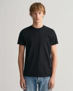 Gant T-shirt D.1 GANT PRIDE PIQUE met logoborduursel op borsthoogte