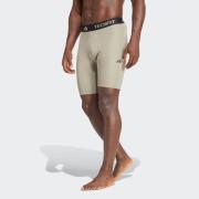 NU 20% KORTING: adidas Performance Short TF BASE SHORT T (1-delig)