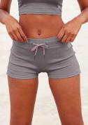 active by Lascana Short Korte broek met zijsplitjes