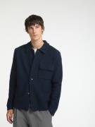 NU 20% KORTING: SELECTED HOMME Vest SLHNEALY LS KNIT SHIRT JACKET NOOS