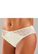 Nuance Tanga Vivianna met fijne kantdetails