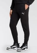 NU 20% KORTING: PUMA Trainingsbroek ESS+ LOGO LAB CAT SWEATPANTS FL CL