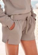 NU 20% KORTING: Lascana Sweatshort van biologische katoen, loungewear