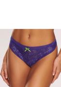 Vivance String van mooi kant met "love"-opschrift en fijne mesh