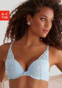 Lascana Push-up-bh in modieus high-apex-model, dessous