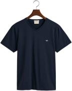 Gant T-shirt SLIM SHIELD V-NECK T-SHIRT met een klein geborduurd logo ...
