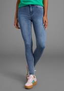 Arizona Skinny fit jeans Ultra Stretch skinny-fit, geaccentueerde tail...