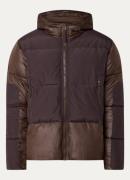 Pop Trading Company Puffer jack met capuchon en ritszakken