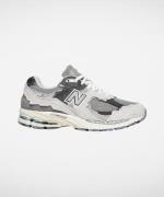 New Balance 2002r protection pack raincloud