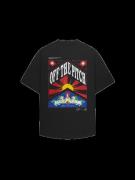 Off The Pitch Season oversized tee