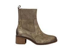 Piedi Nudi Britta 12.03
